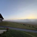 Villa W Sercu Kotliny - Luksusowe 8 Osobowe Z Balia Opalana Drewnem I Widokiem Na Gory Klodzko