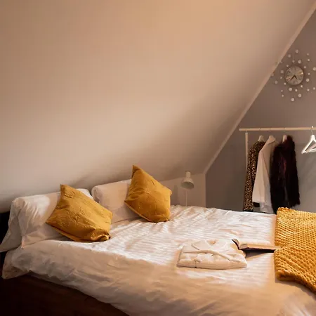 W Sercu Kotliny - Luksusowe 8 Osobowe Z Balia Opalana Drewnem I Widokiem Na Gory