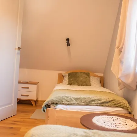 W Sercu Kotliny - Luksusowe 8 Osobowe Z Balia Opalana Drewnem I Widokiem Na Gory *