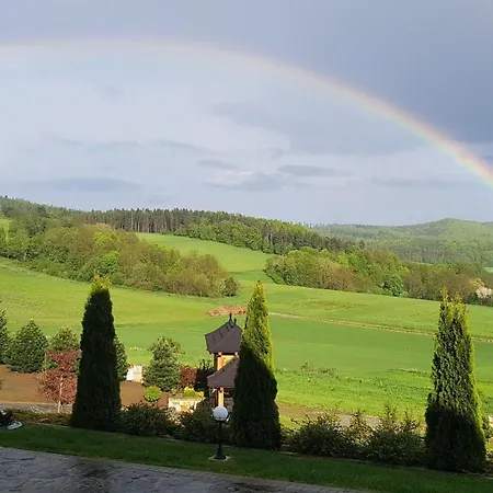 W Sercu Kotliny - Luksusowe 8 Osobowe Z Balia Opalana Drewnem I Widokiem Na Gory Villa Klodzko