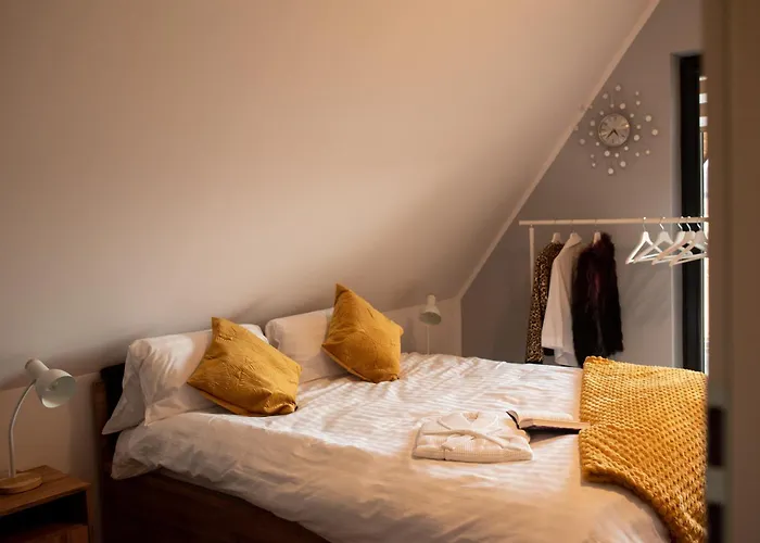 W Sercu Kotliny - Luksusowe 8 Osobowe Z Balia Opalana Drewnem I Widokiem Na Gory